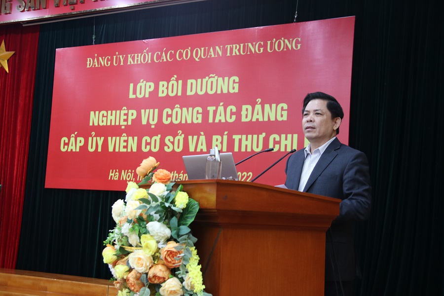 Đồng chí Nguyễn Văn Thể phát biểu tại buổi Lễ.