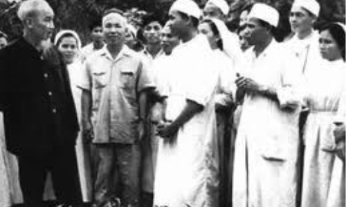 Tư tưởng Hồ Chí Minh về y tế và đạo đức người thầy thuốc