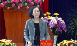 Trưởng Ban Tổ chức Trung ương Trương Thị Mai kiểm tra việc triển khai thực hiện Nghị quyết Đại hội XIII của Đảng tại Cà Mau