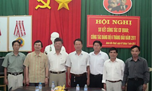 Nâng cao năng lực lãnh đạo, sức chiến đấu của TCCSĐ và chất lượng đội ngũ cán bộ, đảng viên ở Đăk Lăk