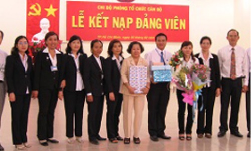 Đảng bộ TP.Thái Bình kết nạp 333 đảng viên