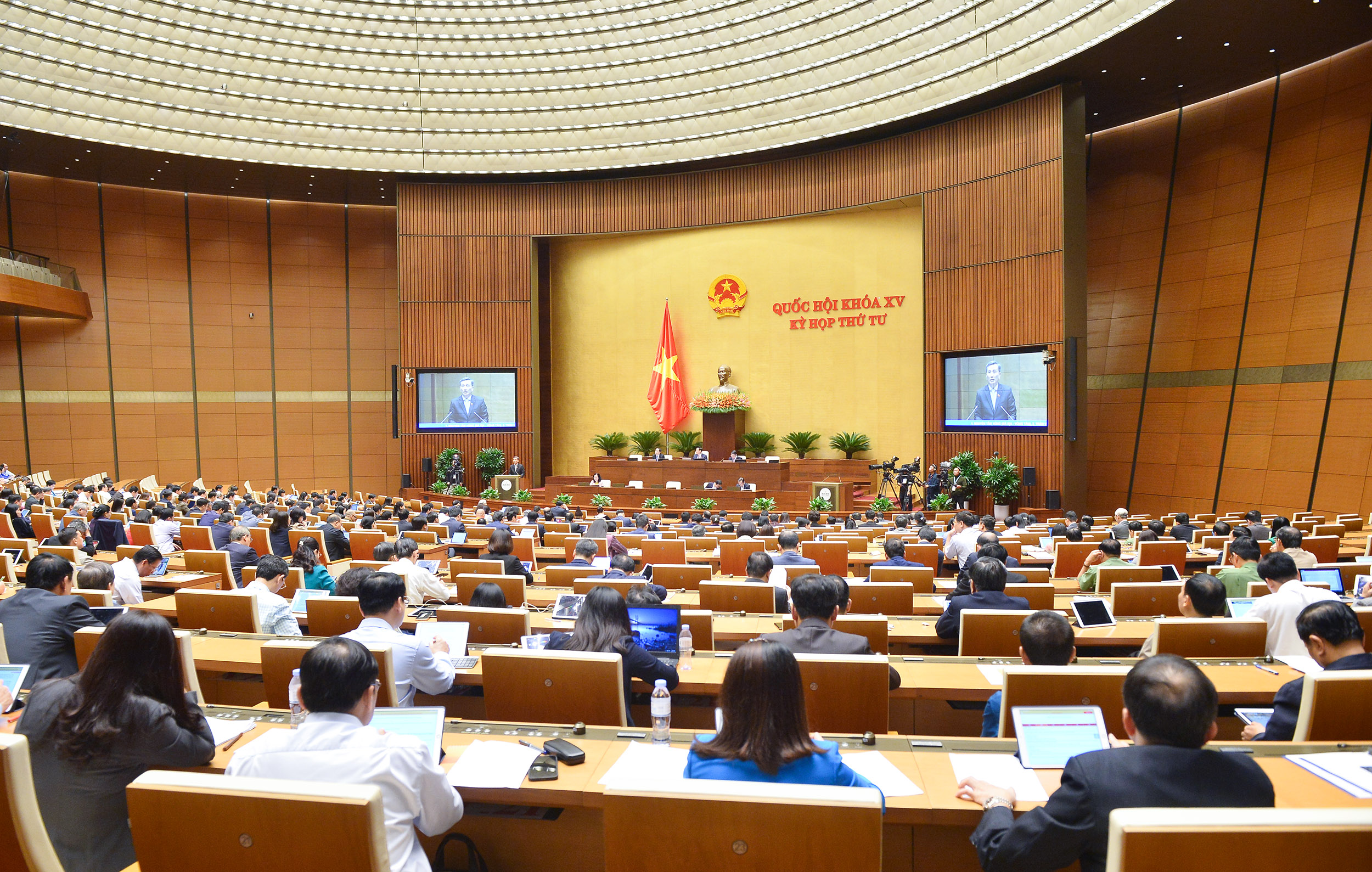 Kỳ họp thứ tư, Quốc hội khóa XV, ngày 21-10-2022.