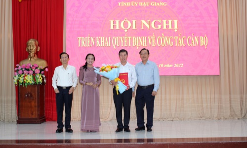 Hậu Giang: Trao quyết định bổ nhiệm Phó Trưởng Ban Tuyên giáo Tỉnh ủy