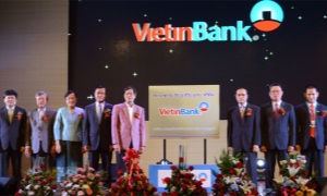 Vận dụng tư tưởng Hồ Chí Minh trong công tác xây dựng đội ngũ cán bộ tại Ngân hàng TMCP VietinBank tại Lào