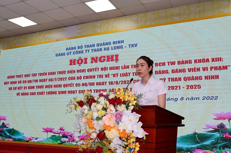 Hội nghị học tập, quán triệt triển khai thực hiện nghị quyết ở Đảng bộ Công ty Than Hạ Long.