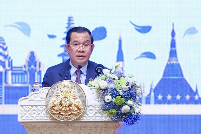 Thủ tướng Căm-pu-chia Hun Sen phát biểu tại Lễ khai mạc - Ảnh: VGP/Nhật Bắc.