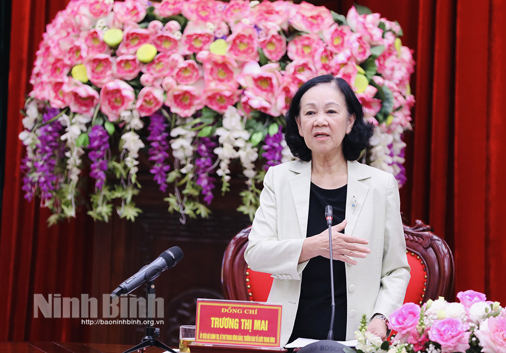 Đồng chí Trưởng Ban Tổ chức Trung ương Trương Thị Mai phát biểu tại buổi làm việc.