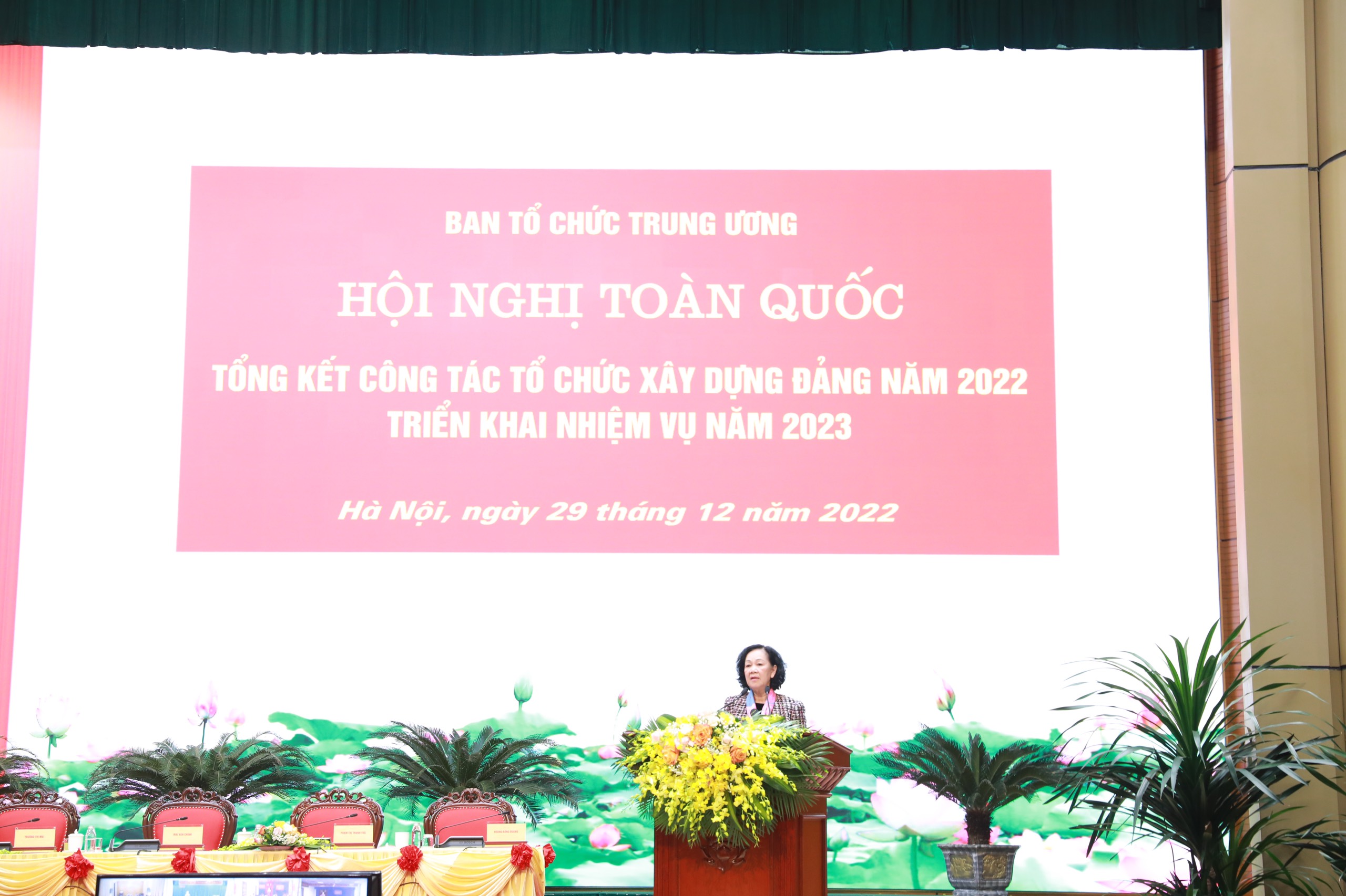 Trưởng Ban Tổ chức Trung ương Trương Thị Mai nhấn mạnh cần quyết tâm xây dựng toàn Ngành Tổ chức xây dựng Đảng trong sạch, vững mạnh.