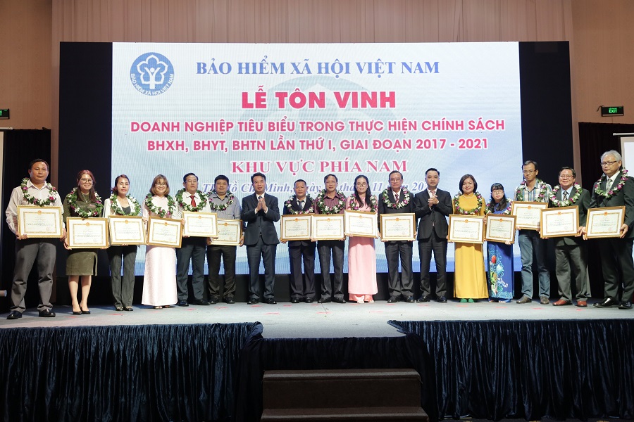 Năm 2022 là năm đầu tiên BHXH Việt Nam tổ chức Lễ tôn vinh 190 DN tiêu biểu trên cả nước trong thực hiện chính sách, pháp luật BHXH, BHYT, BHTN.