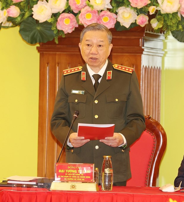 Đại tướng Tô Lâm, Ủy viên Bộ Chính trị, Bí thư Đảng ủy Công an Trung ương, Bộ trưởng Bộ Công an phát biểu khai mạc hội nghị. (Ảnh: Trí Dũng/TTXVN).