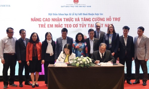Lễ ký kết thỏa thuận hợp tác nâng cao nhận thức và tăng cường hỗ trợ trẻ em mắc Teo cơ tủy tại Việt Nam