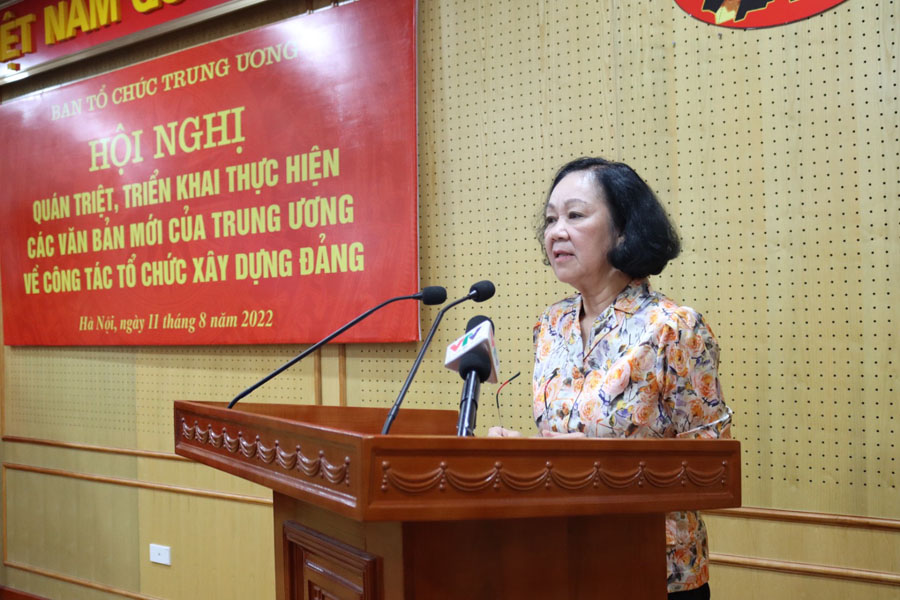 Trưởng Ban Tổ chức Trung ương Trương Thị Mai nhấn mạnh một số trọng tâm của các văn bản về công tác tổ chức xây dựng Đảng mới được Bộ Chính trị ban hành