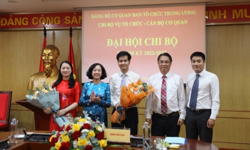 Chi bộ Vụ Tổ chức - Cán bộ cơ quan (Đảng bộ cơ quan Ban Tổ chức Trung ương) tổ chức thành công Đại hội nhiệm kỳ 2022-2025