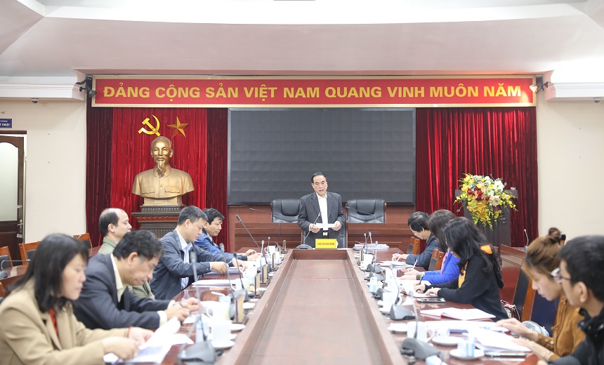 PGS.TS Vũ Văn Phúc phát biểu kết luận hội nghị.