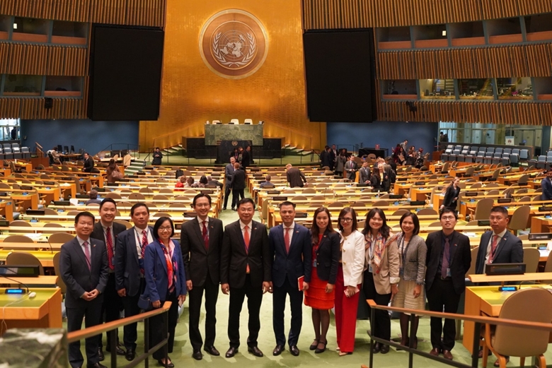 Đoàn Việt Nam tham dự phiên họp bỏ phiếu và công bố kết quả thành viên Hội đồng Nhân quyền Liên hiệp quốc nhiệm kỳ 2023-2025.