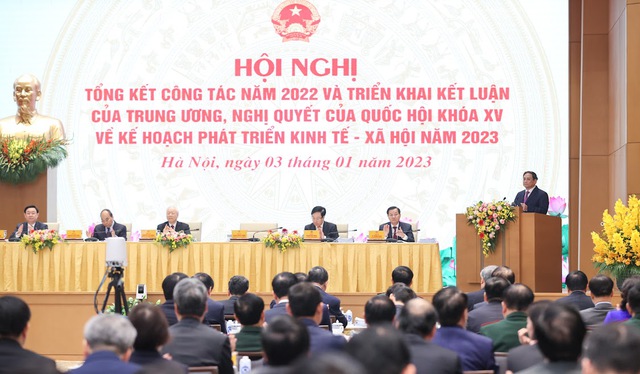 Thủ tướng Phạm Minh Chính nêu rõ: Nội dung phát biểu chỉ đạo rất tình cảm, nồng ấm, tâm huyết, sâu sắc, tổng thể, toàn diện trên các lĩnh vực của Tổng Bí thư Nguyễn Phú Trọng đã tạo thêm động lực, truyền cảm hứng, là nguồn động viên, chia sẻ, khích lệ to lớn và là những đánh giá sát thực, tư tưởng chỉ đạo, định hướng xuyên suốt cho Chính phủ, các cấp, các ngành, các địa phương trên cả nước triển khai thực hiện nhiệm vụ năm 2023 và những năm sắp tới - Ảnh: VGP/Nhật Bắc.