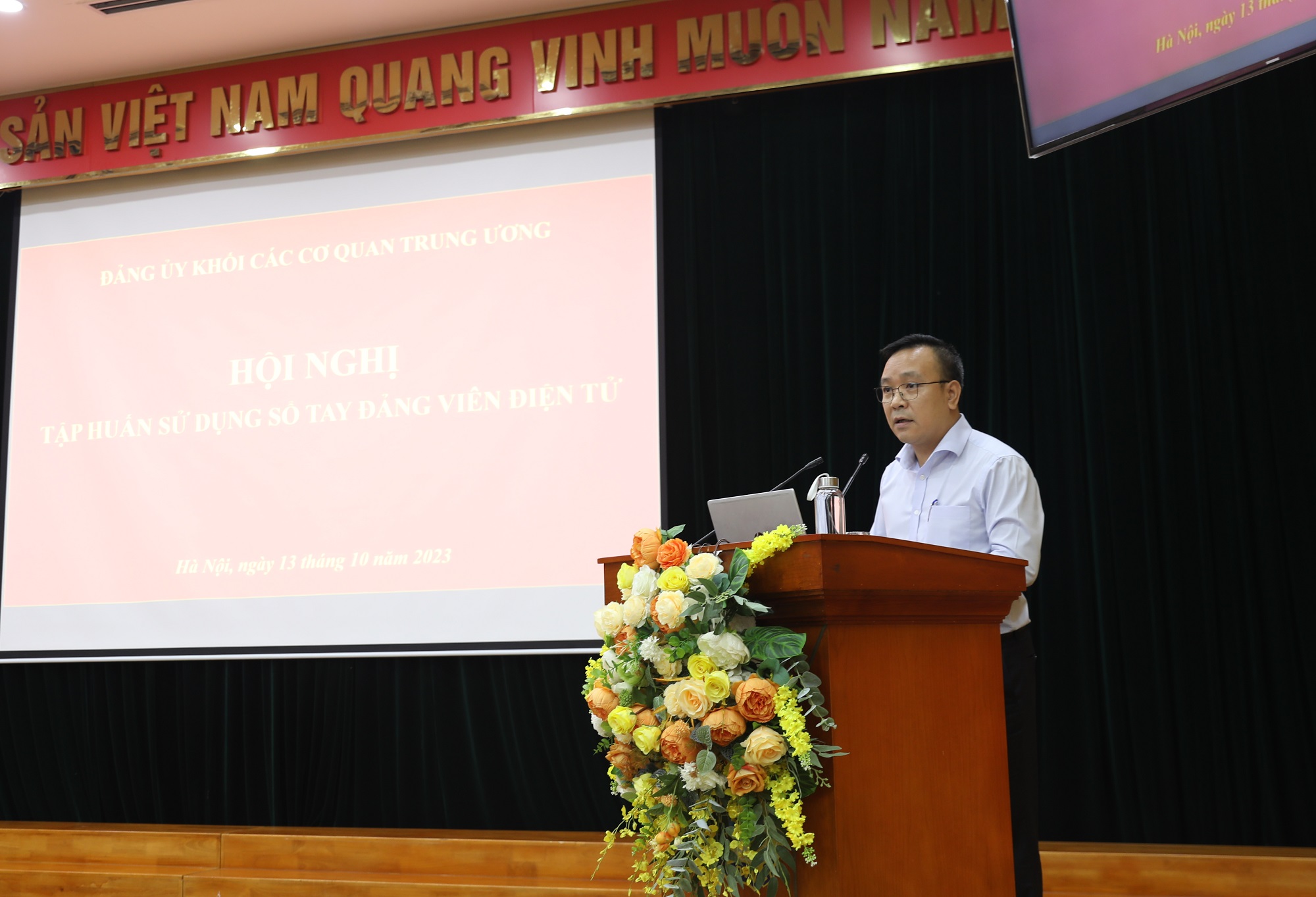 Đ/c Phạm Anh Thiện phát biểu tại Hội nghị.