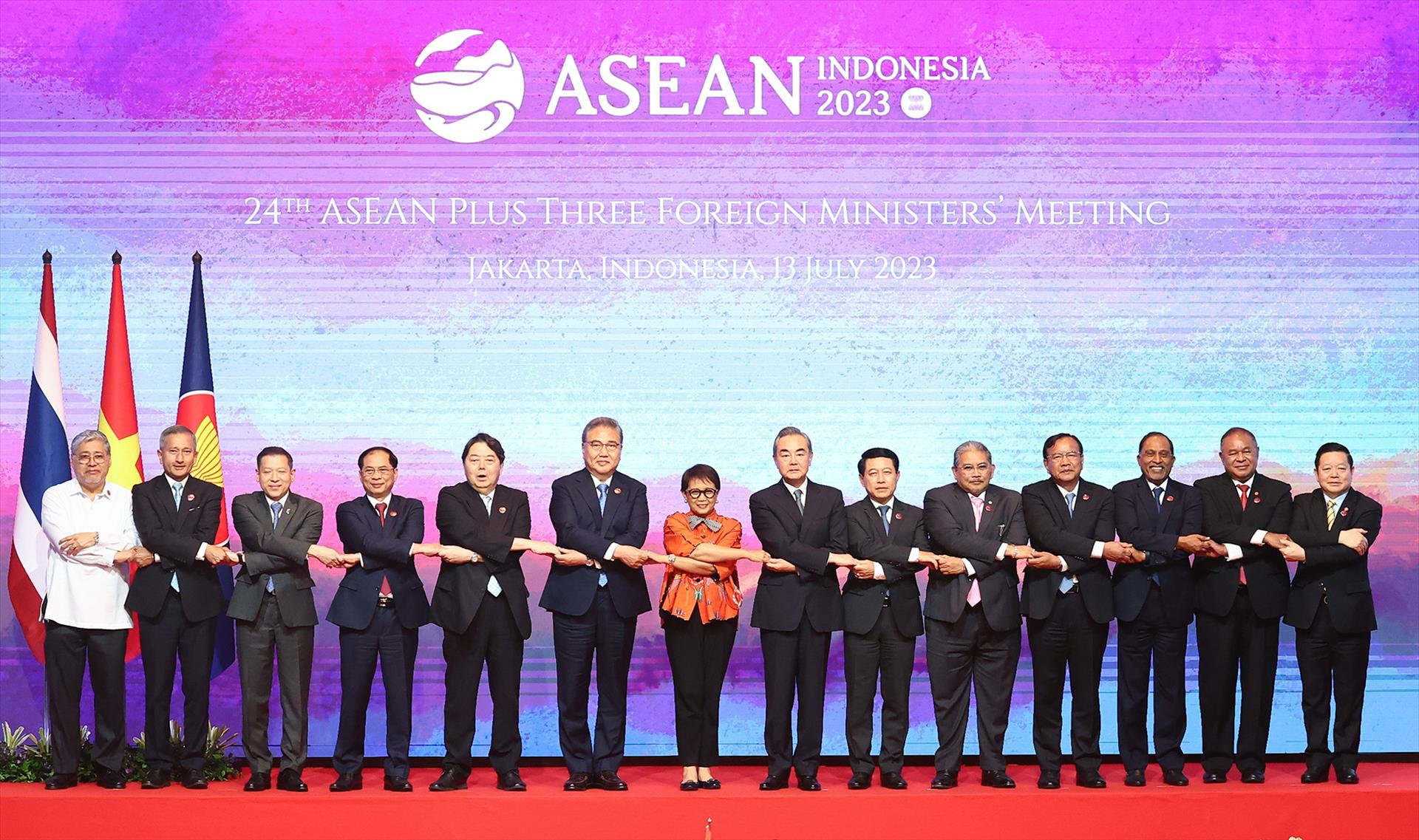 Hội nghị Bộ trưởng Ngoại giao ASEAN (AMM) lần thứ 56 vừa diễn ra tại In-đô-nê-xi-a