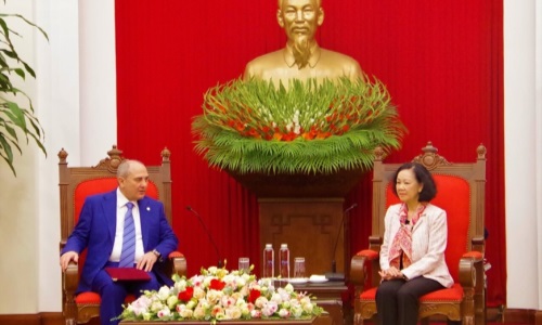 Thường trực Ban Bí thư, Trưởng Ban Tổ chức Trung ương Trương Thị Mai tiếp Đoàn đại biểu Đảng Azerbaijan Mới