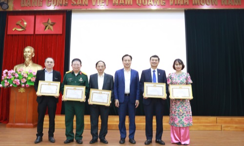 Nâng cao chất lượng công tác điều tra, nắm bắt, nghiên cứu dư luận xã hội trong Đảng bộ Khối Các cơ quan Trung ương