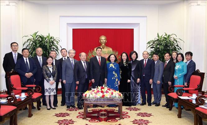 Thường trực Ban Bí thư, Trưởng Ban Tổ chức Trung ương Trương Thị Mai và Đoàn đại biểu Chính hiệp Toàn quốc Trung Quốc.