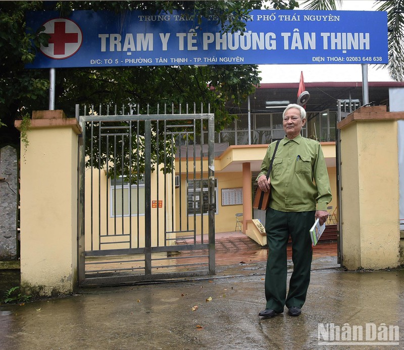 Đại tá, thương binh 3/4, Thầy thuốc ưu tú Trần Văn Nhân.