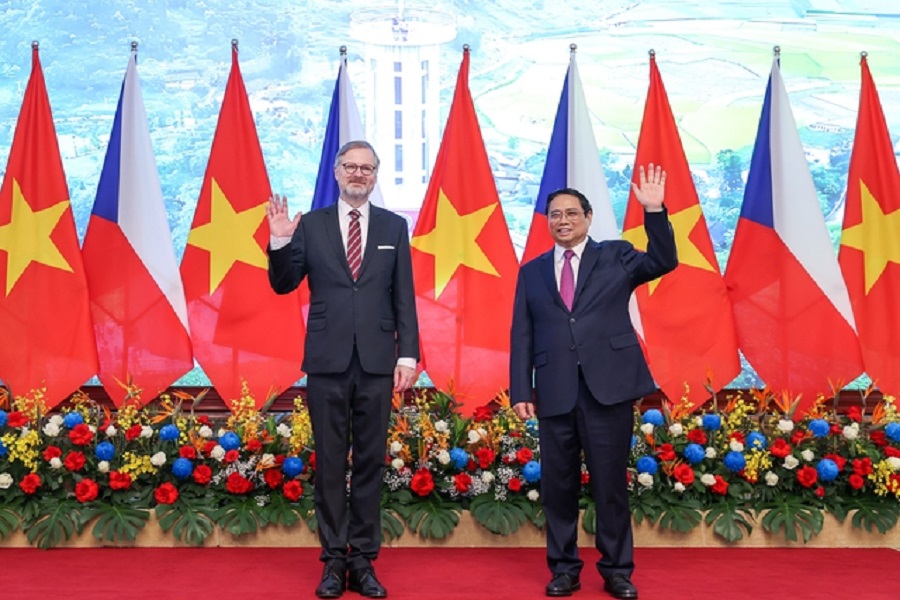 Sáng 21-4, sau lễ đón chính thức, Thủ tướng Chính phủ Phạm Minh Chính có cuộc hội đàm với Thủ tướng Petr Fiala. Ảnh: VGP/Nhật Bắc.