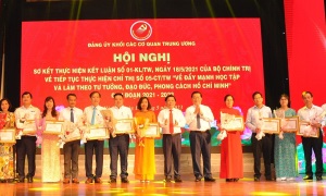 Phát huy tinh thần gương mẫu trong học tập và làm theo Bác tại các cơ quan Trung ương