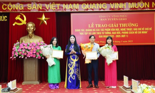 Vĩnh Phúc: Trao Giải thưởng sáng tác, quảng bá các tác phẩm văn học, nghệ thuật, báo chí về chủ đề “Học tập và làm theo tư tưởng, đạo đức, phong cách Hồ Chí Minh”