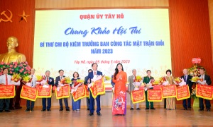 Những bí thư chi bộ kiêm trưởng ban công tác mặt trận xuất sắc nhất quận Tây Hồ (Hà Nội) năm 2023