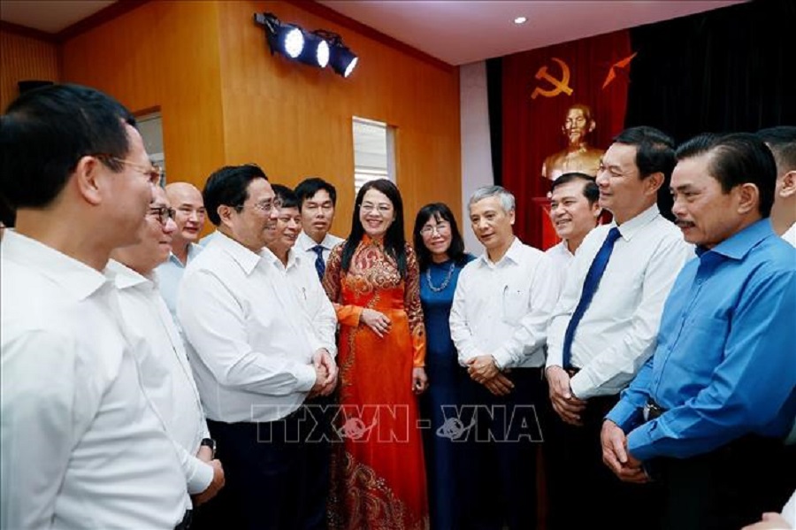 Thủ tướng Phạm Minh Chính với các đại biểu. Ảnh: Dương Giang/TTXVN.