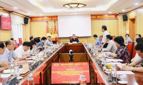 Tọa đàm về cơ chế, chính sách phát hiện, lựa chọn, trọng dụng, bố trí, sắp xếp cán bộ có bản lĩnh, năng lực nổi trội, cán bộ trẻ vào vị trí lãnh đạo, quản lý các cấp