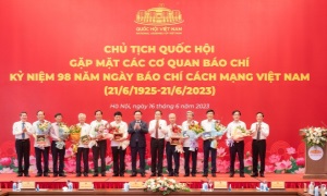 Chủ tịch Quốc hội Vương Đình Huệ: Báo chí không ngừng vươn lên, là cầu nối giữa Đảng, Nhà nước với Nhân dân