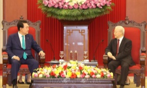 Tổng Bí thư Nguyễn Phú Trọng tiếp Tổng thống Hàn Quốc Yoon Suk Yeol