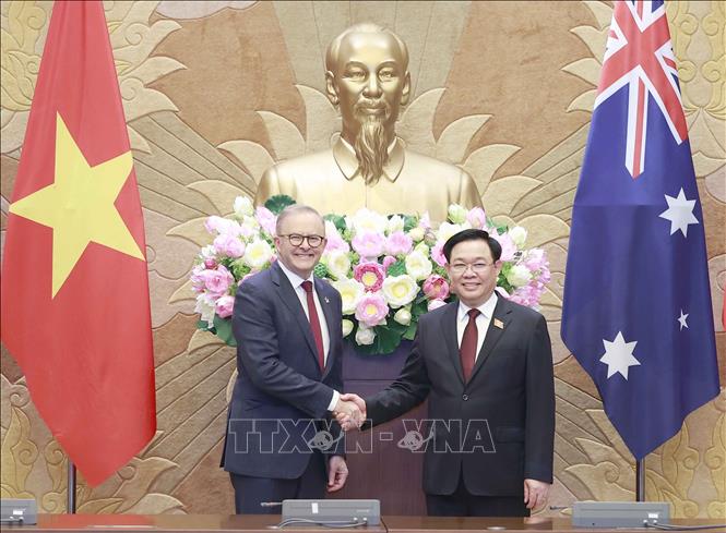 Chủ tịch Quốc hội Vương Đình Huệ và Thủ tướng Ốt-xtrây-li-a Anthony Albanese.