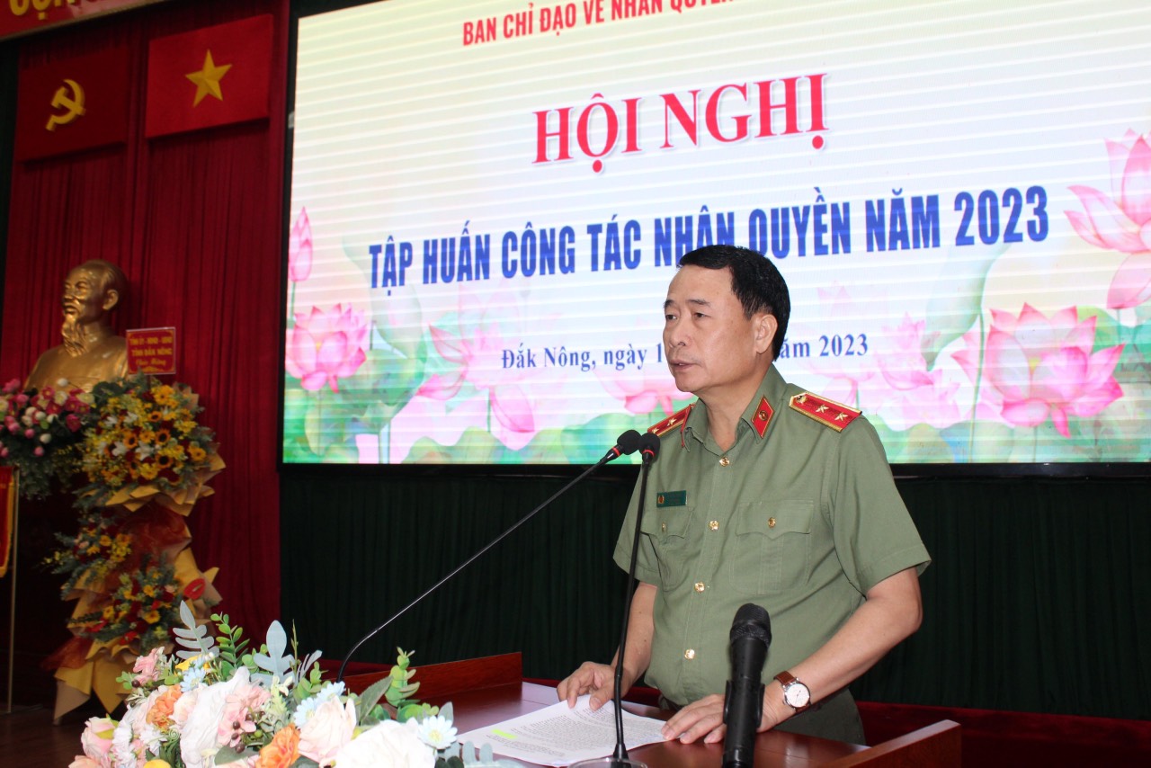 Nhân quyền ngày càng trở thành vấn đề quan trọng trong đời sống chính trị thế giới.