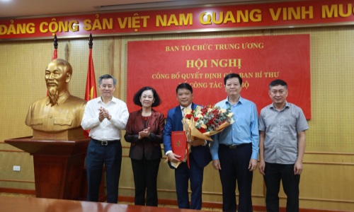 Ban Tổ chức Trung ương triển khai Quyết định của Ban Bí thư về công tác cán bộ