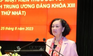 Đồng chí Trương Thị Mai dự Lễ bế giảng Lớp bồi dưỡng, cập nhật kiến thức đối với Ủy viên Trung ương Đảng khóa XIII