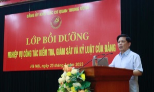 Khai giảng Lớp bồi dưỡng nghiệp vụ công tác kiểm tra, giám sát và kỷ luật của Đảng