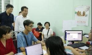 Từ ngày 3-8-2023, người dân có thể tra cứu thông tin đóng BHXH tự nguyện,  BHYT tại các tổ chức dịch vụ thu trên Cổng TTĐT BHXH Việt Nam
