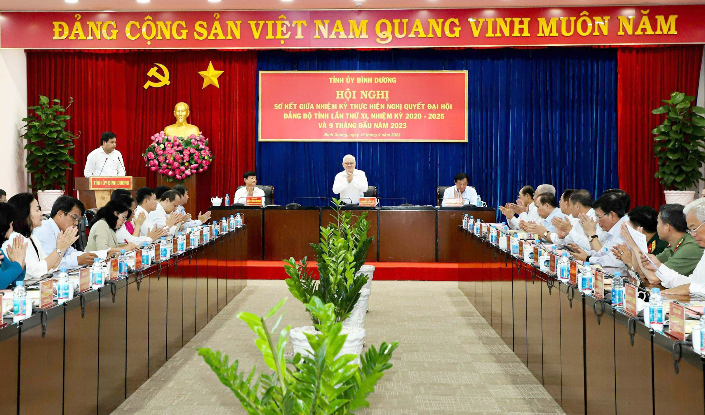 Hội nghị sơ kết giữa nhiệm kỳ thực hiện Nghị quyết Đại hội Đảng bộ tỉnh lần thứ XI, nhiệm kỳ 2020-2025 và 9 tháng năm 2023.