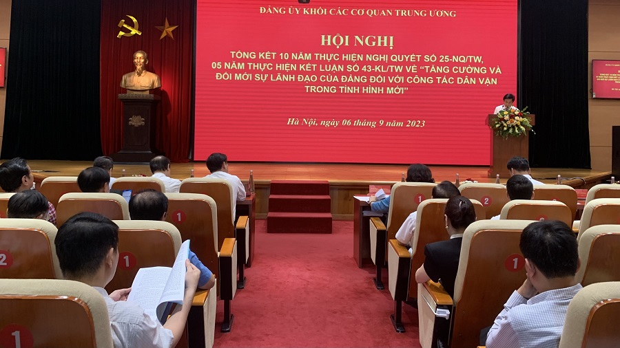 Toàn cảnh Hội nghị.