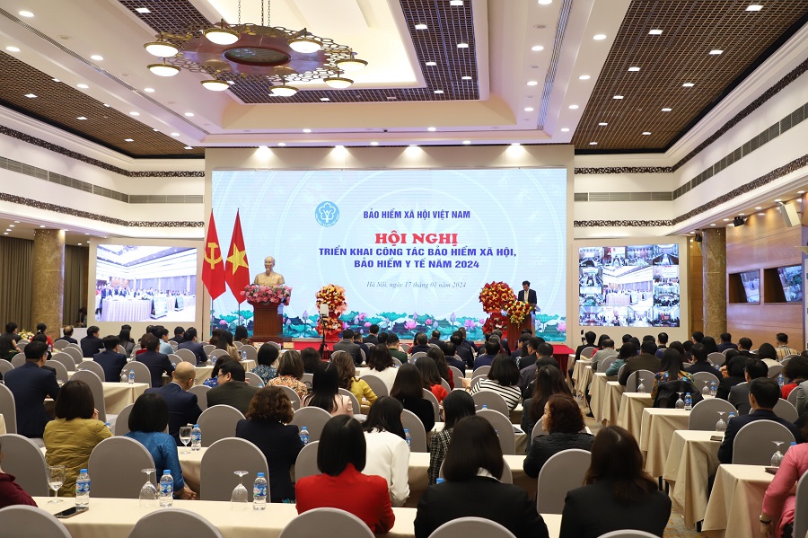 Toàn cảnh Hội nghị.