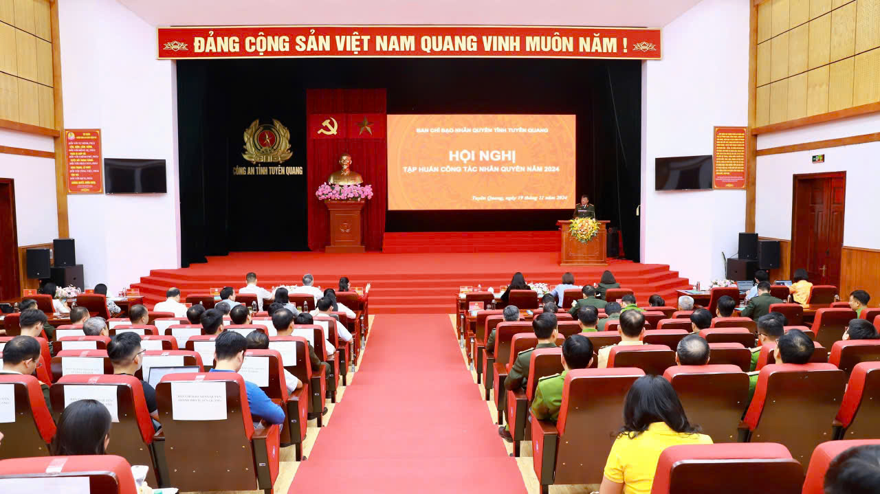 Toàn cảnh Hội nghị