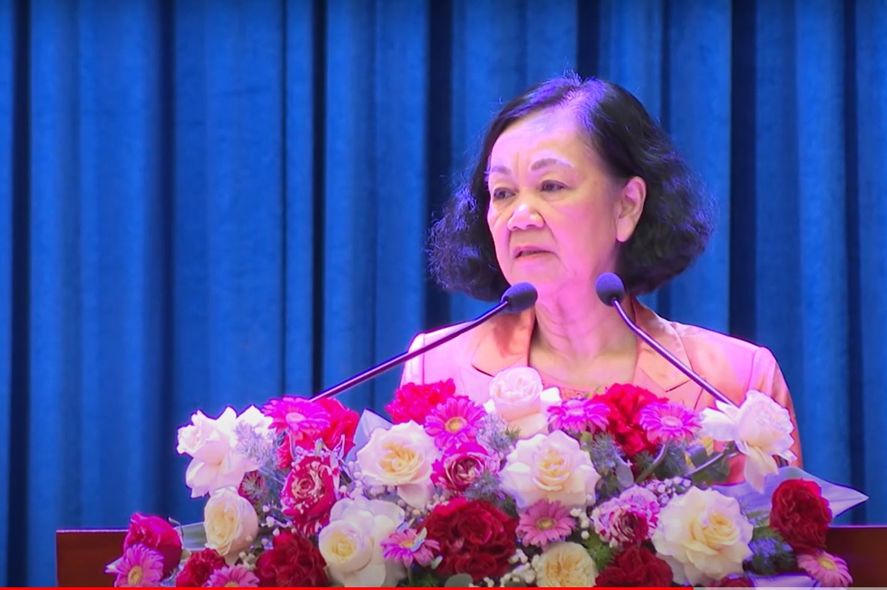 Đồng chí Trương Thị Mai, Uỷ viên Bộ Chính trị, Thường trực Ban Bí thư, Trưởng Ban Tổ chức Trung ương phát biểu tại Hội nghị.