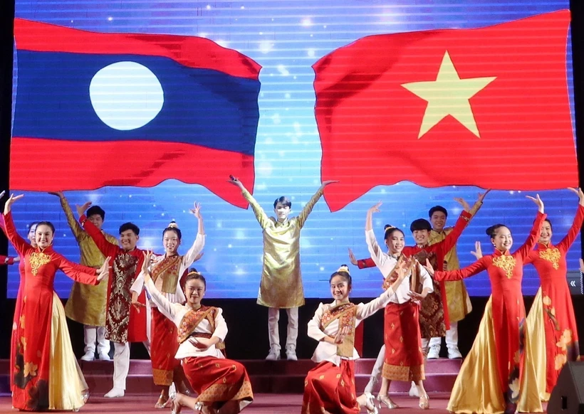 Điện mừng nhân kỷ niệm 69 năm Ngày thành lập Đảng Nhân dân Cách mạng Lào