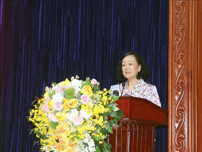 Đồng chí Trương Thị Mai, Ủy viên Bộ Chính trị, Thường trực Ban Bí thư, Trưởng Ban Tổ chức Trung ương phát biểu tại Hội nghị.