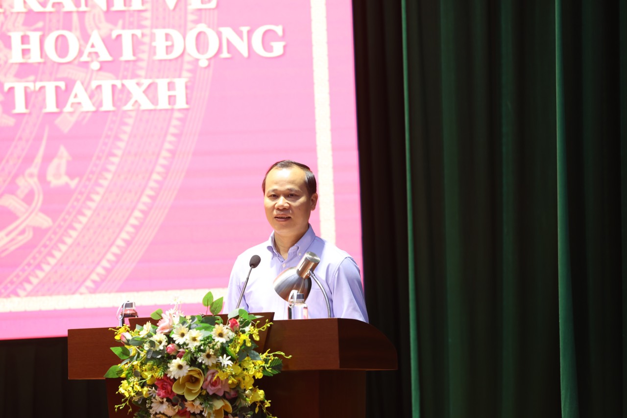 Đồng chí Mai Sơn, Phó Chủ tịch Thường trực UBND tỉnh, Trưởng Ban chỉ đạo Nhân quyền tỉnh khẳng định Hội nghị là cơ hội quý báu để đội ngũ cán bộ làm công tác bảo đảm quyền con người.