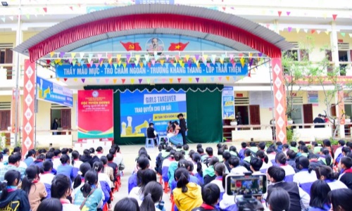 Phòng ngừa, ngăn chặn sự xâm  hại tinh thần học sinh qua mạng xã hội trên địa bàn tỉnh Hà Giang