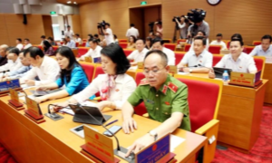 Hà Nội dôi dư hơn 1.000 cán bộ sau khi sắp xếp đơn vị hành chính cấp huyện, cấp xã giai đoạn 2023-2025